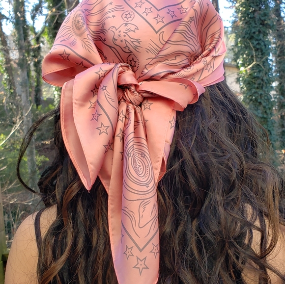 Dolls Kill Accessories - COPY - Gorgeous Pink Fashion Scarf NWT 😍